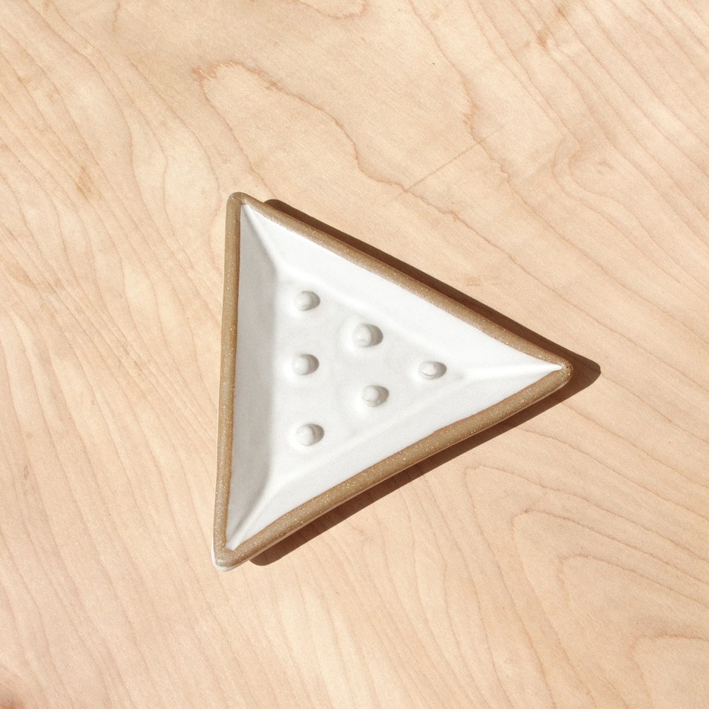 Wild Lather Ceramic Soap Dish in Eggshell Glaze